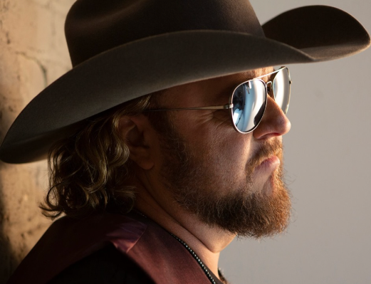 Colt Ford tour bus crash broken shoulder