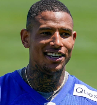 Darren Waller Panthers deal