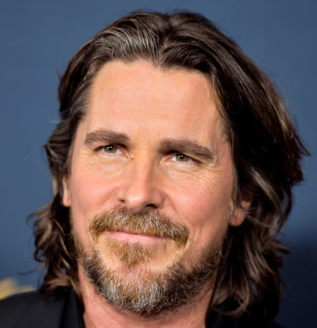 what sunglasses does Christian Bale wear in American Hustle