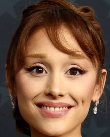 Ariana Grande height cm