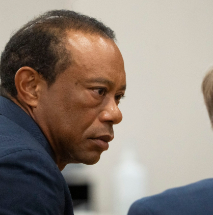 Tiger Woods loses driver's license for five years in plea deal, avoids jail time