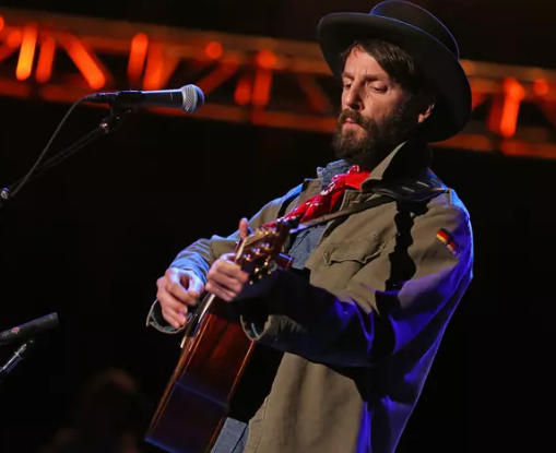 Ray LaMontagne Collapses Onstage in Nashville, Treated for Heat-Related Dehydration