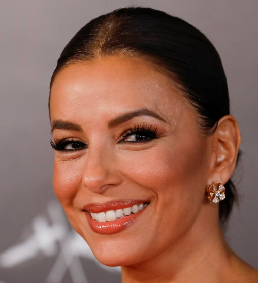 Eva Longoria height in cm