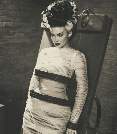 100+ Best Celebrity Halloween Costumes of All Time